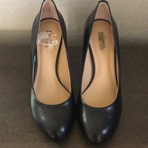 Michael Kors Dress Pump